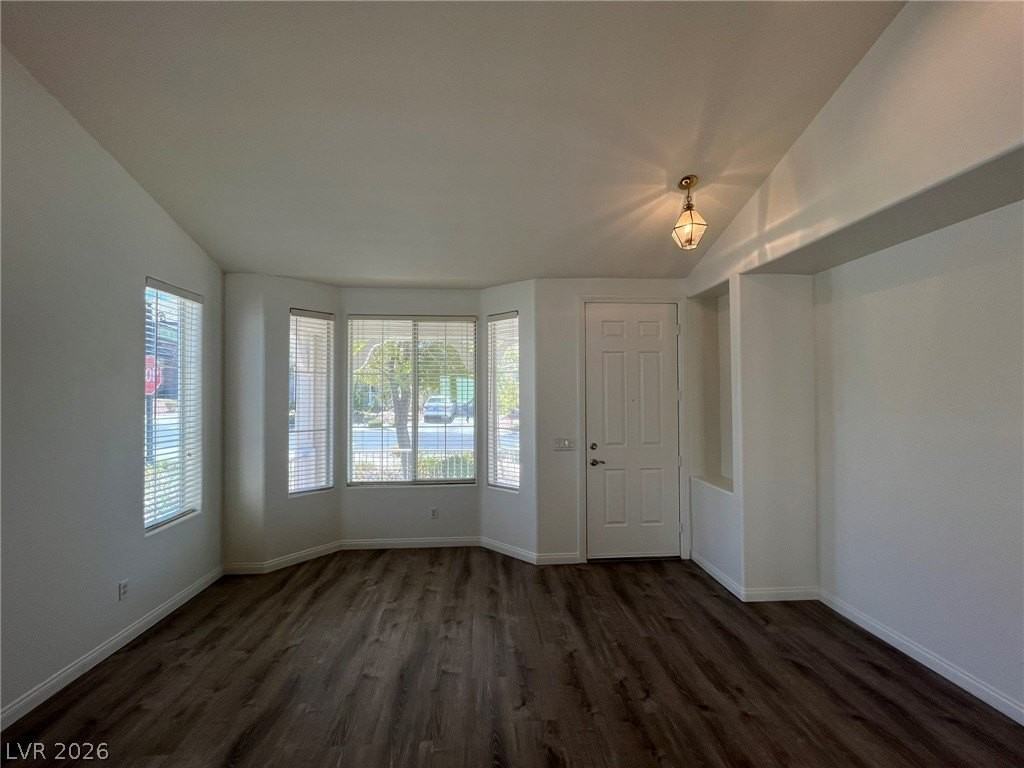 2848 Radiant Flame Ave - Photo 4 of 34