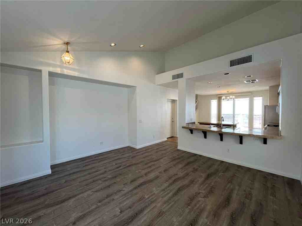 2848 Radiant Flame Ave - Photo 6 of 34