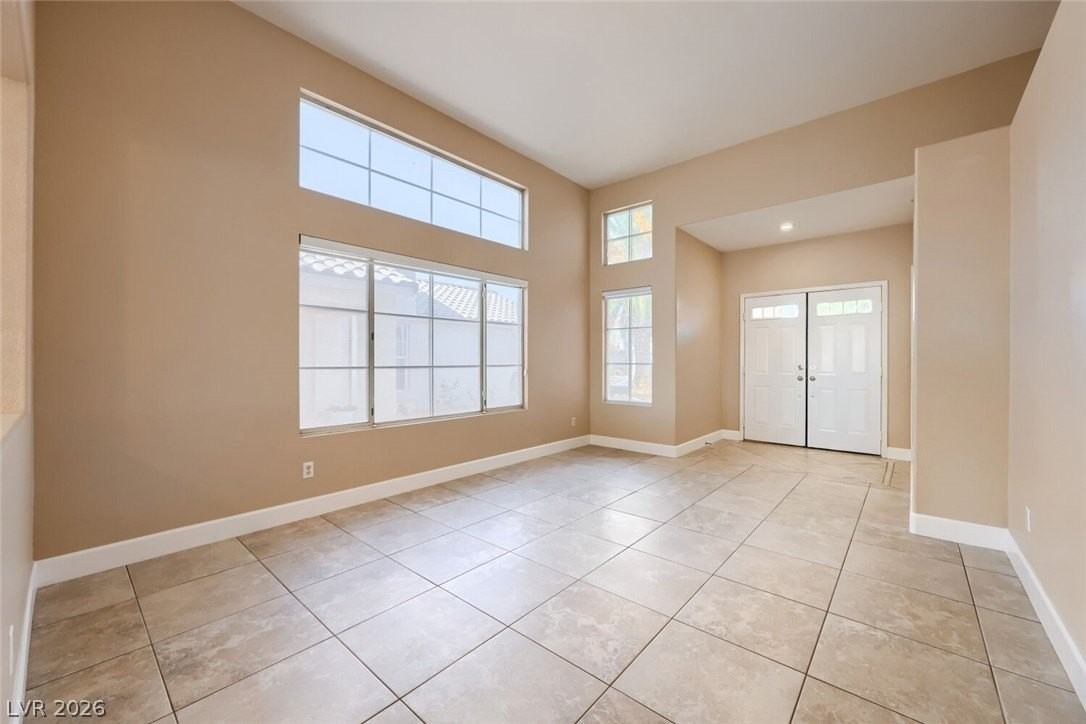 6042 Evening View St - Photo 6 of 20