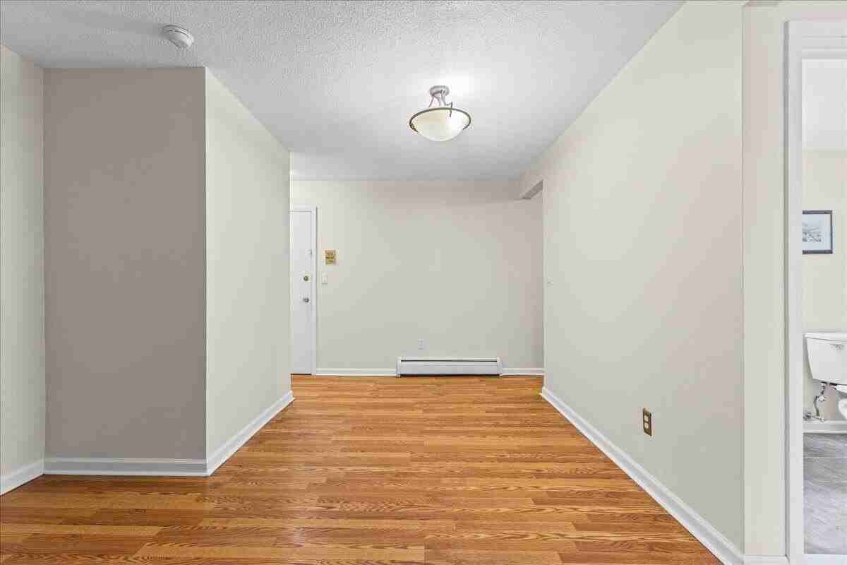 1531 Packard St #13 - Photo 7 of 21