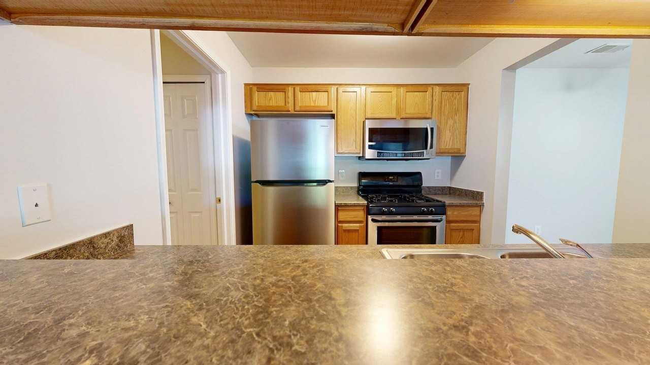 1376 Addington Ln - Photo 7 of 24