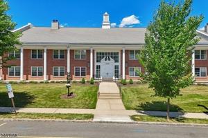 featured image of 260 Prospect St #24
