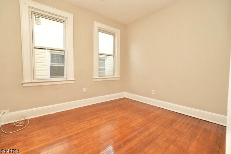 150 Columbia Ave - Photo 6 of 13