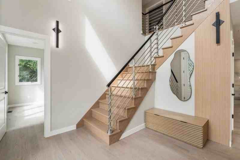 66 E Gramercy Pl - Photo 3 of 37