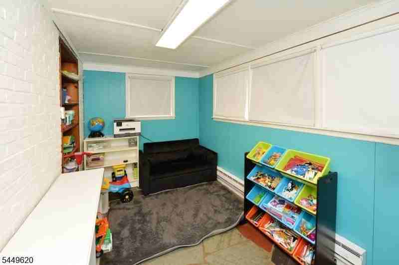 968 Byron Ave - Photo 7 of 19