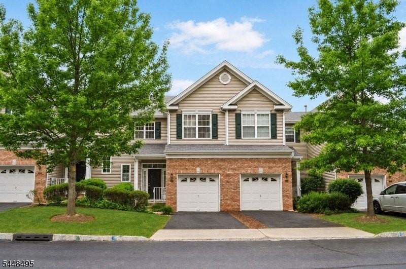 105 Hoover Ave