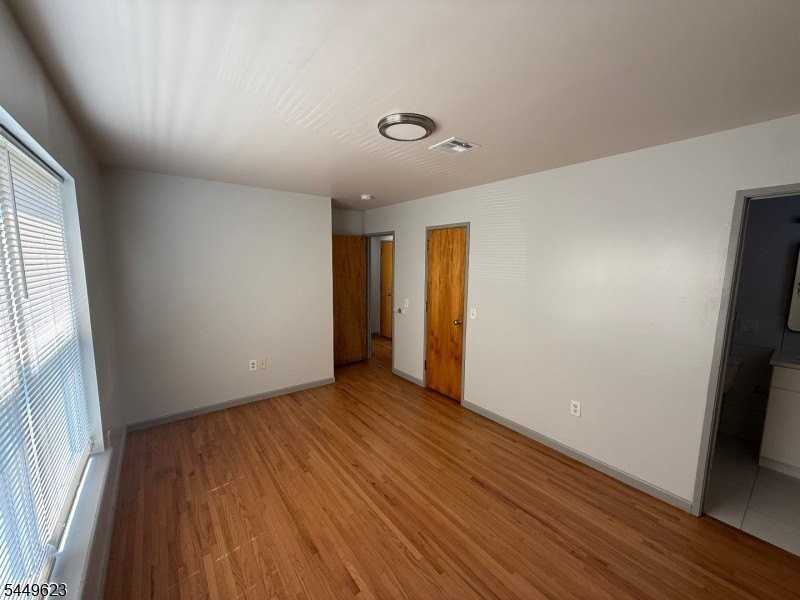 8 Elm St - Photo 6 of 7