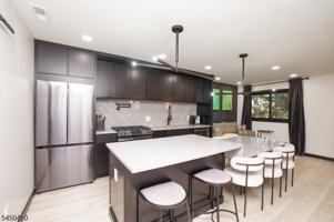 featured image of 20 Augusta Dr #3