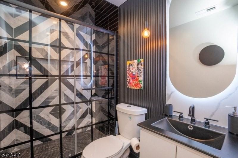 20 Augusta Dr #3 - Photo 5 of 18