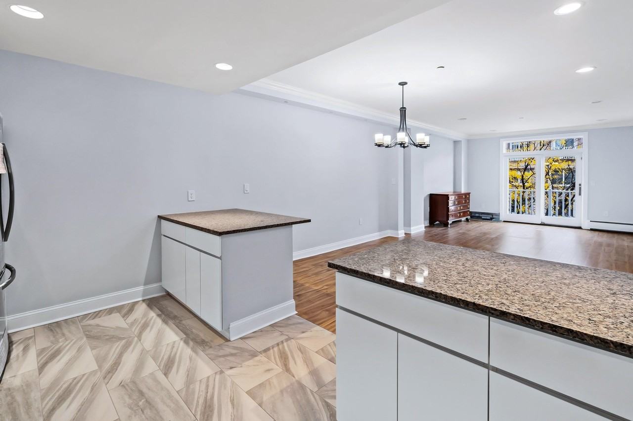 207 Shearwater Ct W #44 - Photo 7 of 36