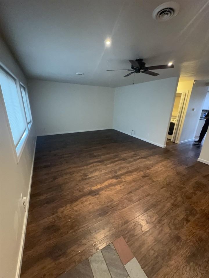 134 Kearney Ave - Photo 2 of 12