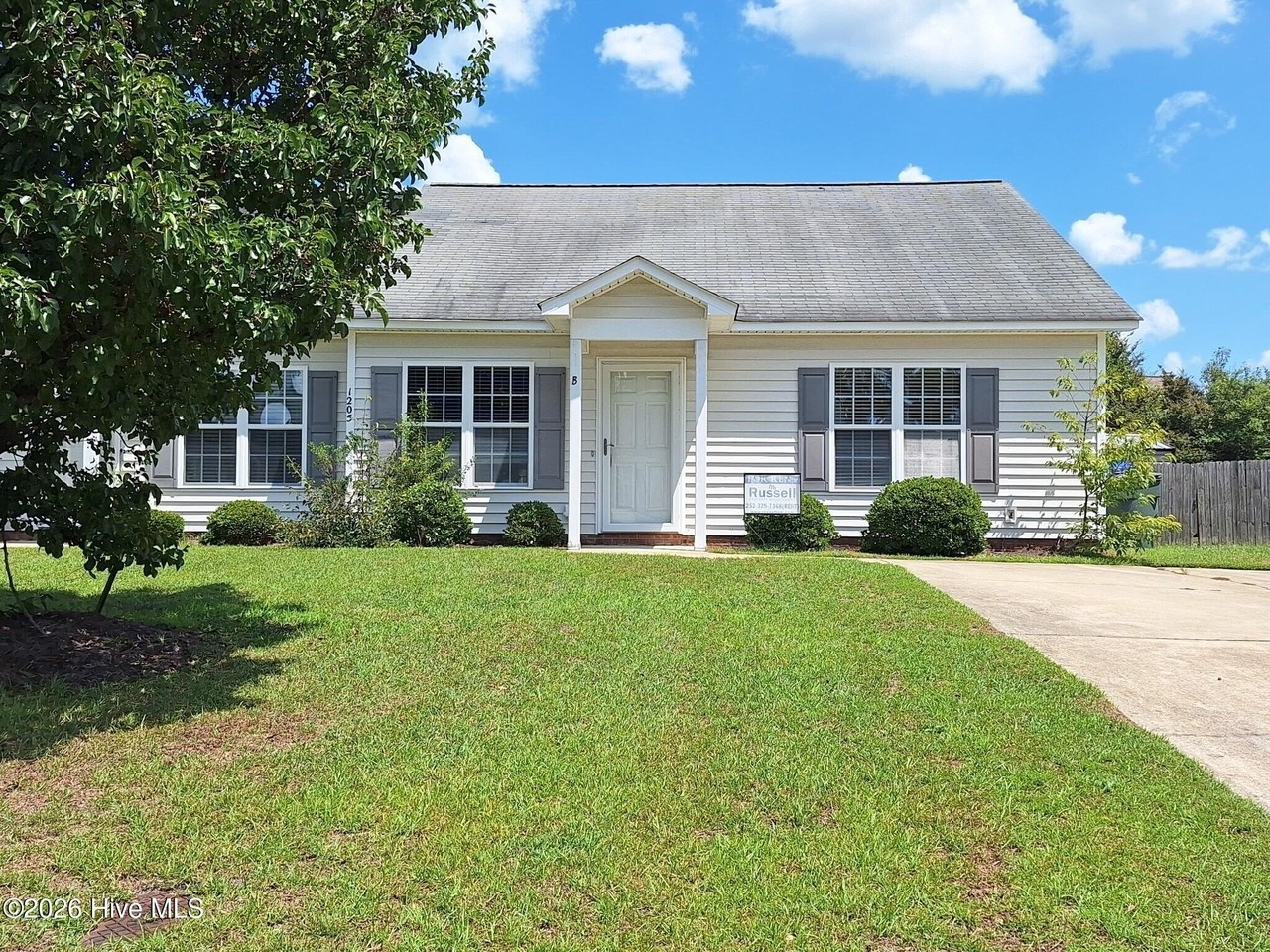 1205 Price Dr #B - Photo 2 of 18