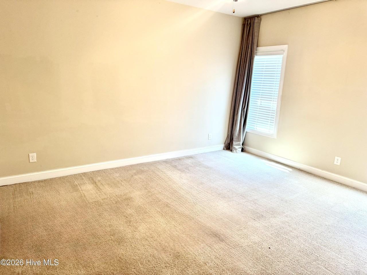 2301 Sweet Bay Dr #B - Photo 6 of 10