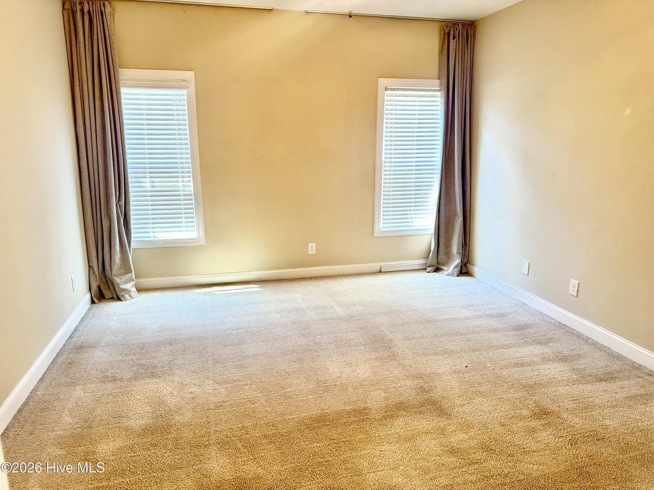 2301 Sweet Bay Dr #B - Photo 7 of 10