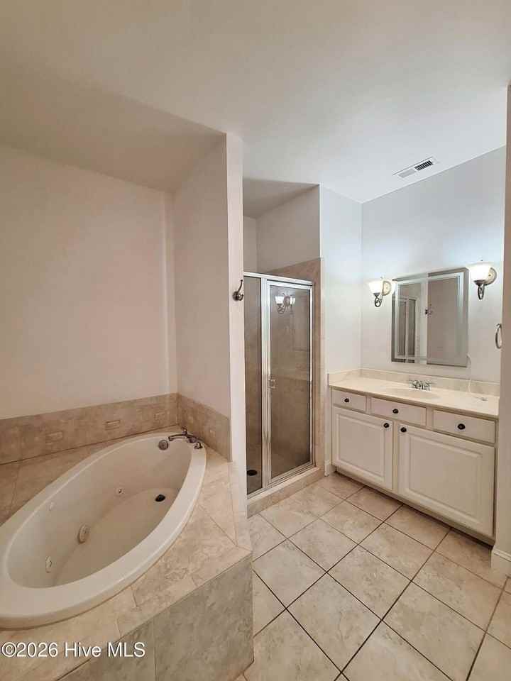 1931 Tara Ct #204 - Photo 7 of 12