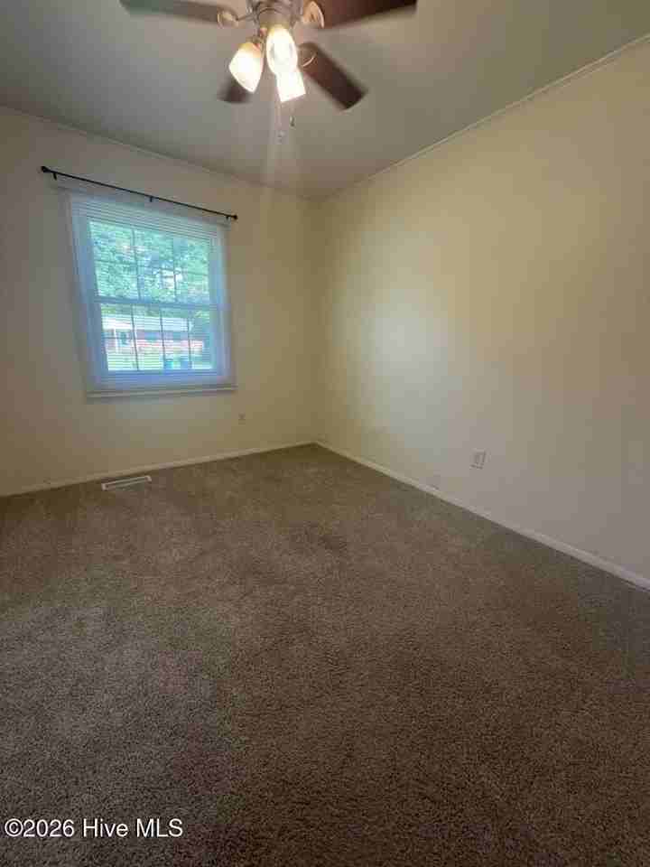 314 Cardinal Rd - Photo 6 of 11