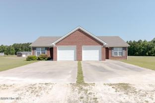 121 Arabian Ln #A - Photo 1 of 1