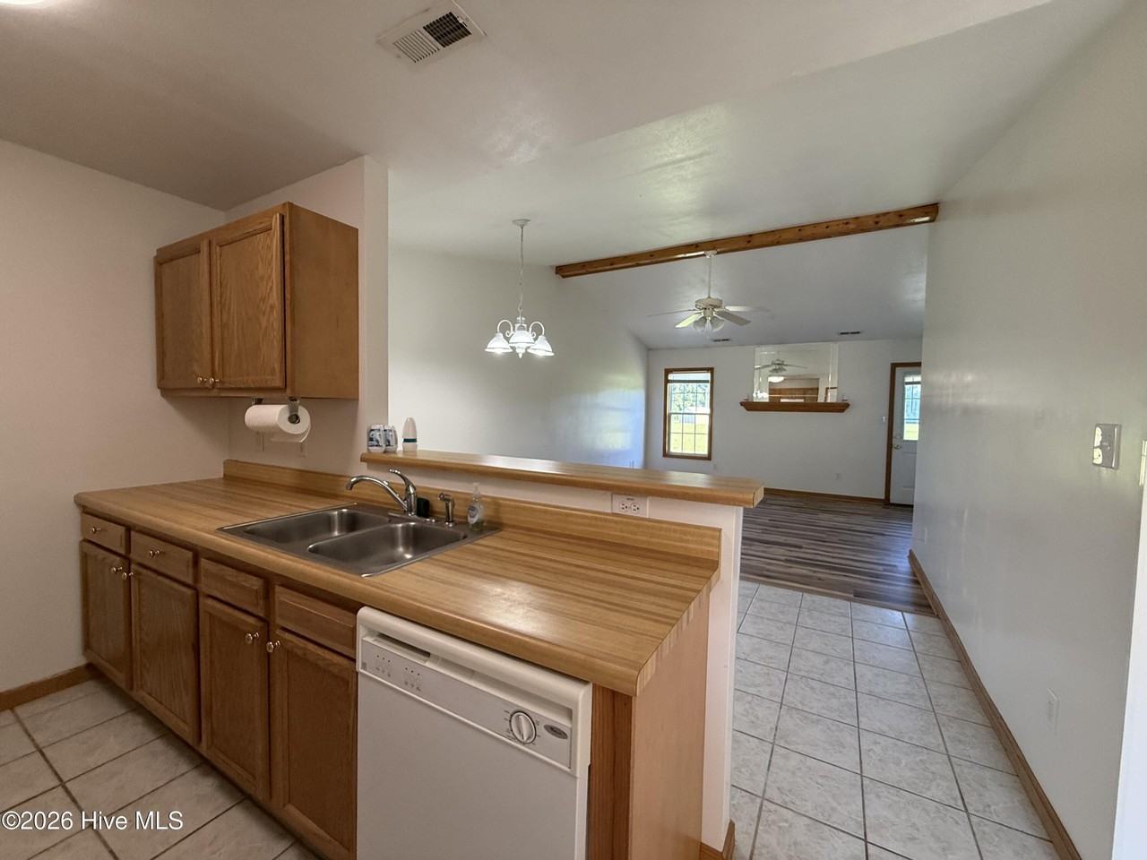 121 Arabian Ln #A - Photo 4 of 17