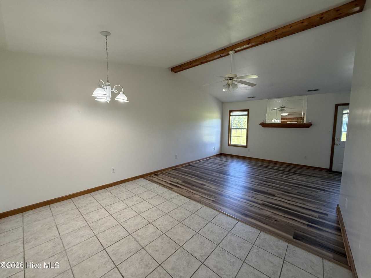 121 Arabian Ln #A - Photo 5 of 17