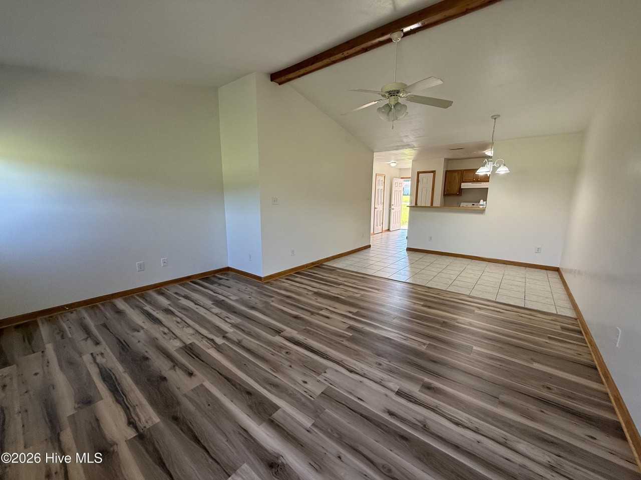 121 Arabian Ln #A - Photo 7 of 17