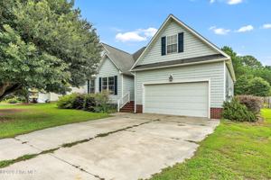 featured image of 210 Raven Ridge Ct