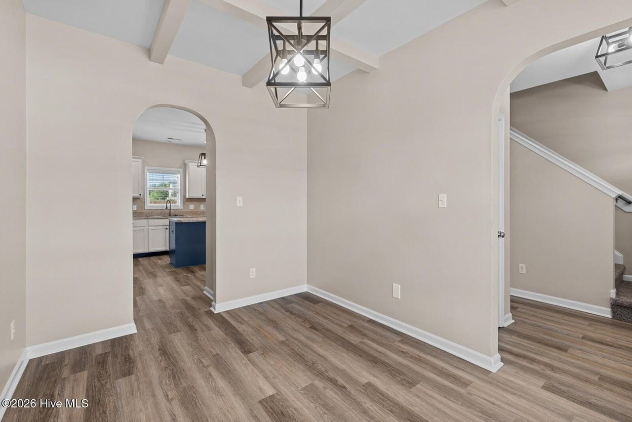 403 Zircon Ct - Photo 3 of 29