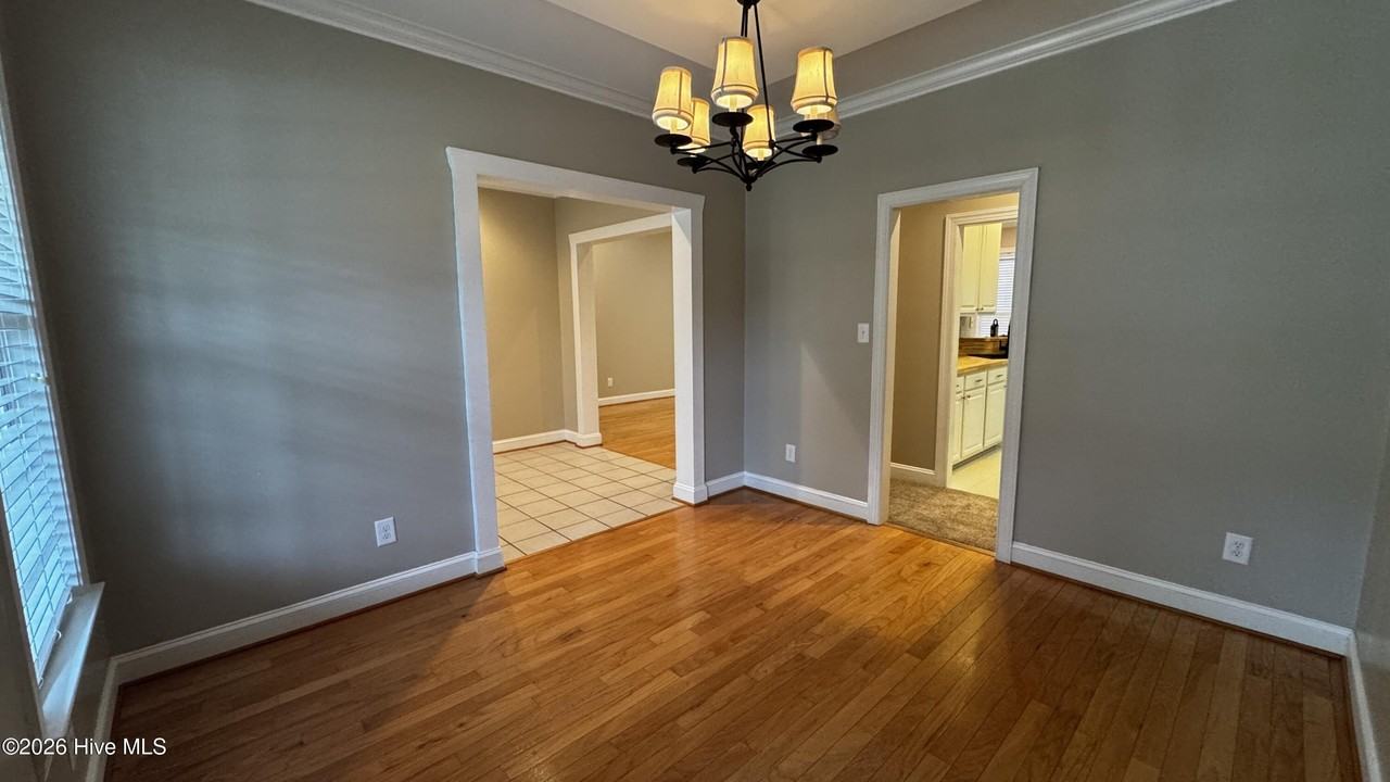 441 Candlewood Dr - Photo 4 of 23