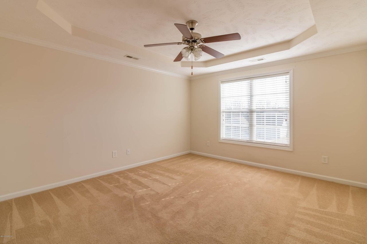 153 Louie Ln - Photo 6 of 17