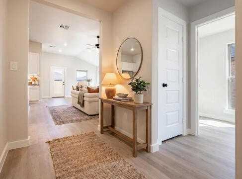 617 E 16th St - Photo 2 of 9