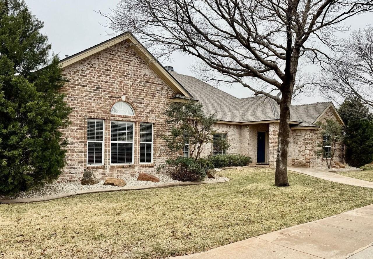 311 Longhorn St - Photo 3 of 33