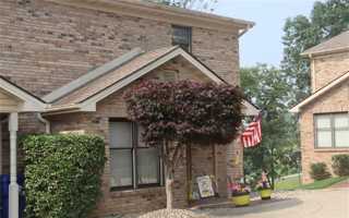 featured image of 3501 Lakeside Ct