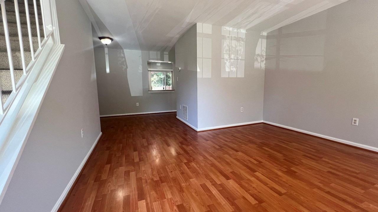 5808 Waterdale Ct - Photo 4 of 30