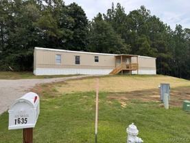 1635 Pine Lake Dr - Photo 1 of 1