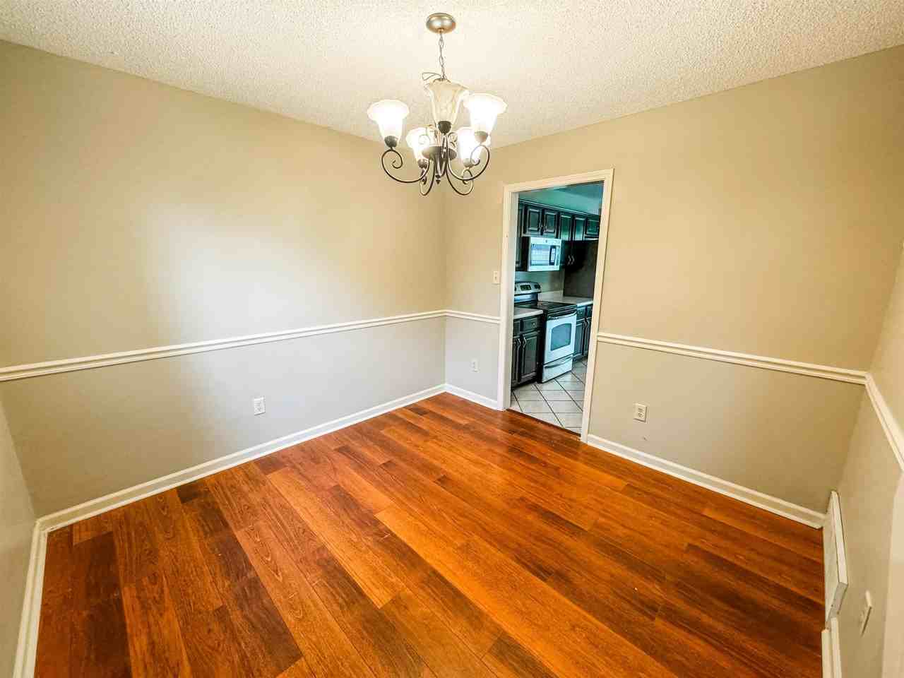 1294 River Bank Dr - Photo 3 of 12