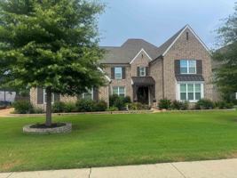 featured image of 452 Tender Oaks Ln N