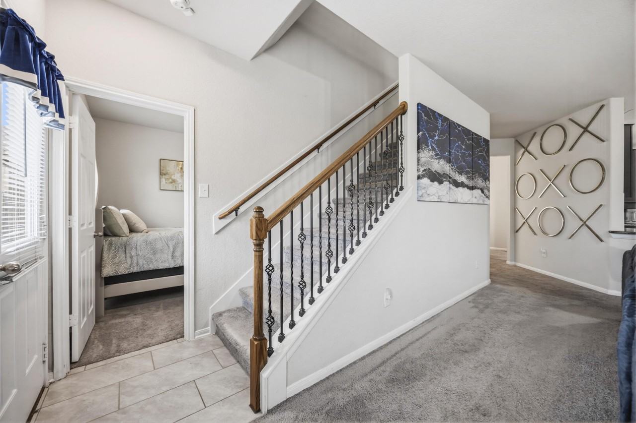Golden Hills Ct - Photo 3 of 24