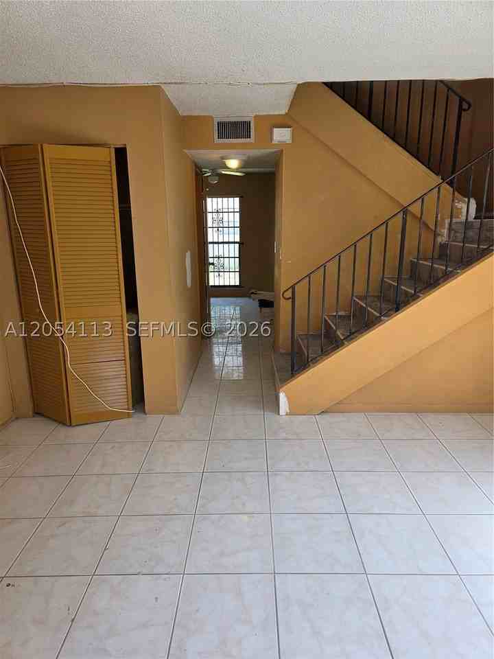 2236 Nw 52nd Ave #2236 - Photo 2 of 3