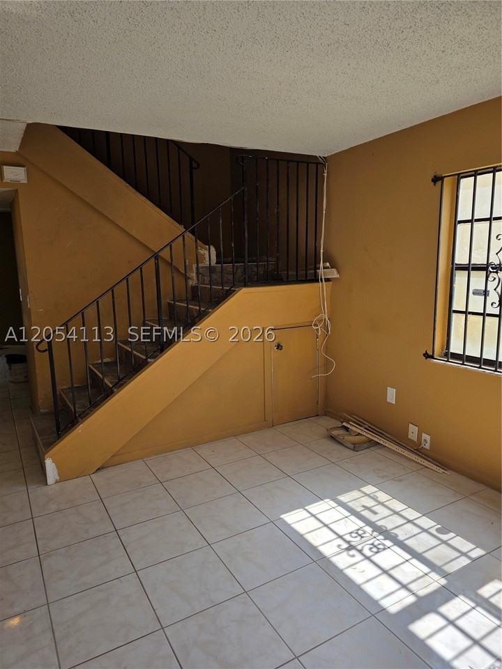 2236 Nw 52nd Ave #2236 - Photo 3 of 3