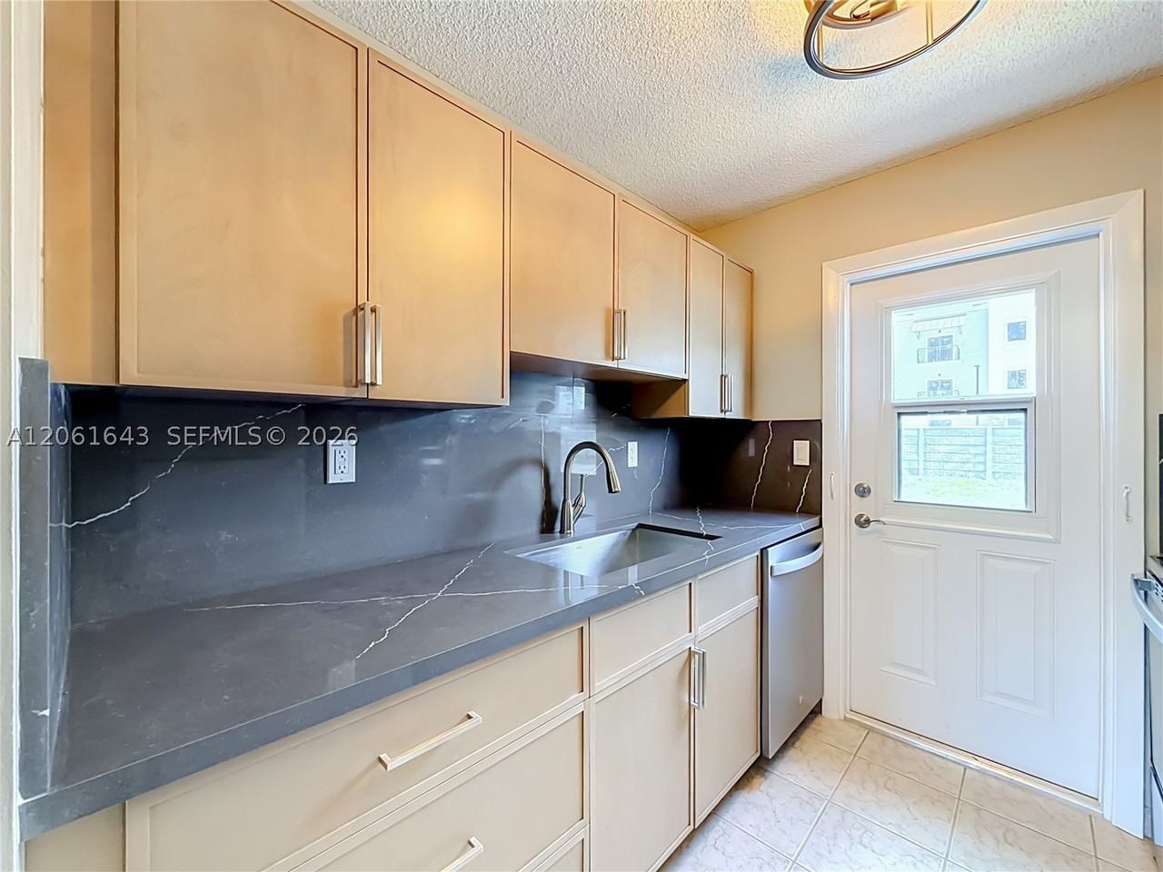 6211 Sw 37th St #108 - Photo 7 of 23