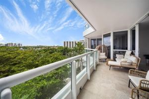 featured image of 21205 Yacht Club Dr #703