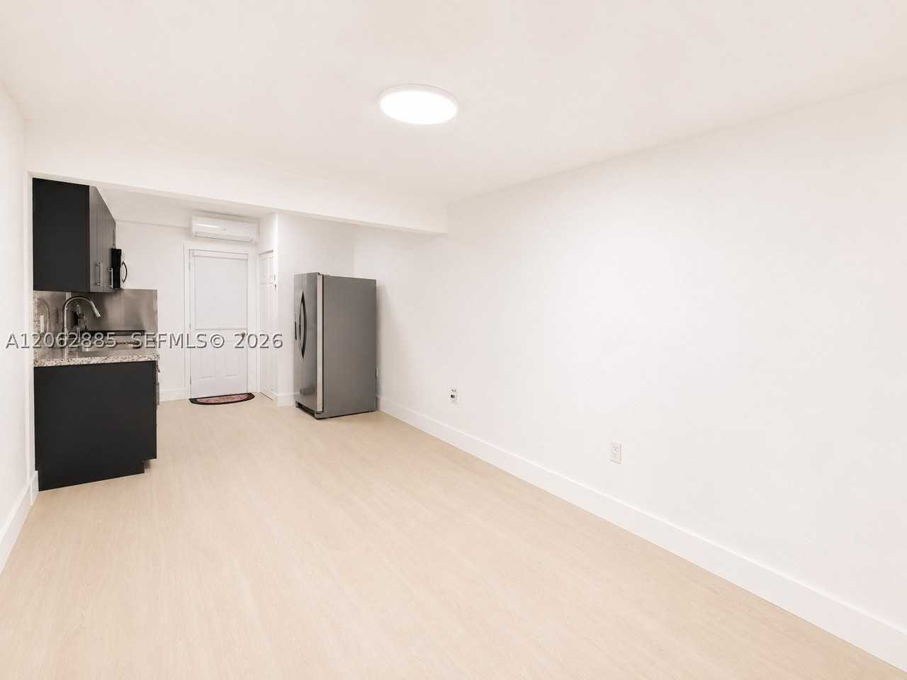 2829 Sw 32nd Ct #2 - Photo 6 of 26