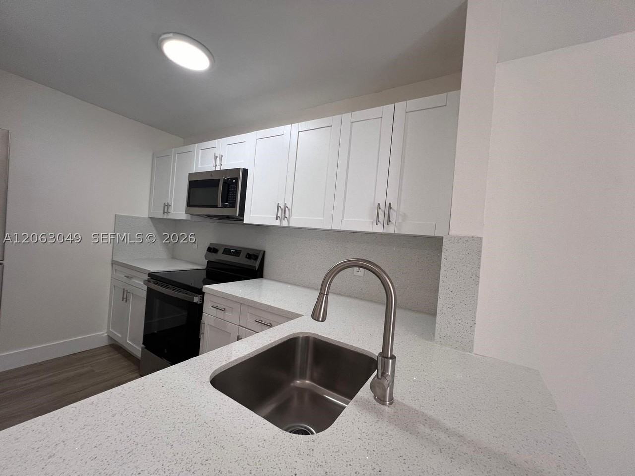 2685 W 66th St #12-20 - Photo 4 of 32
