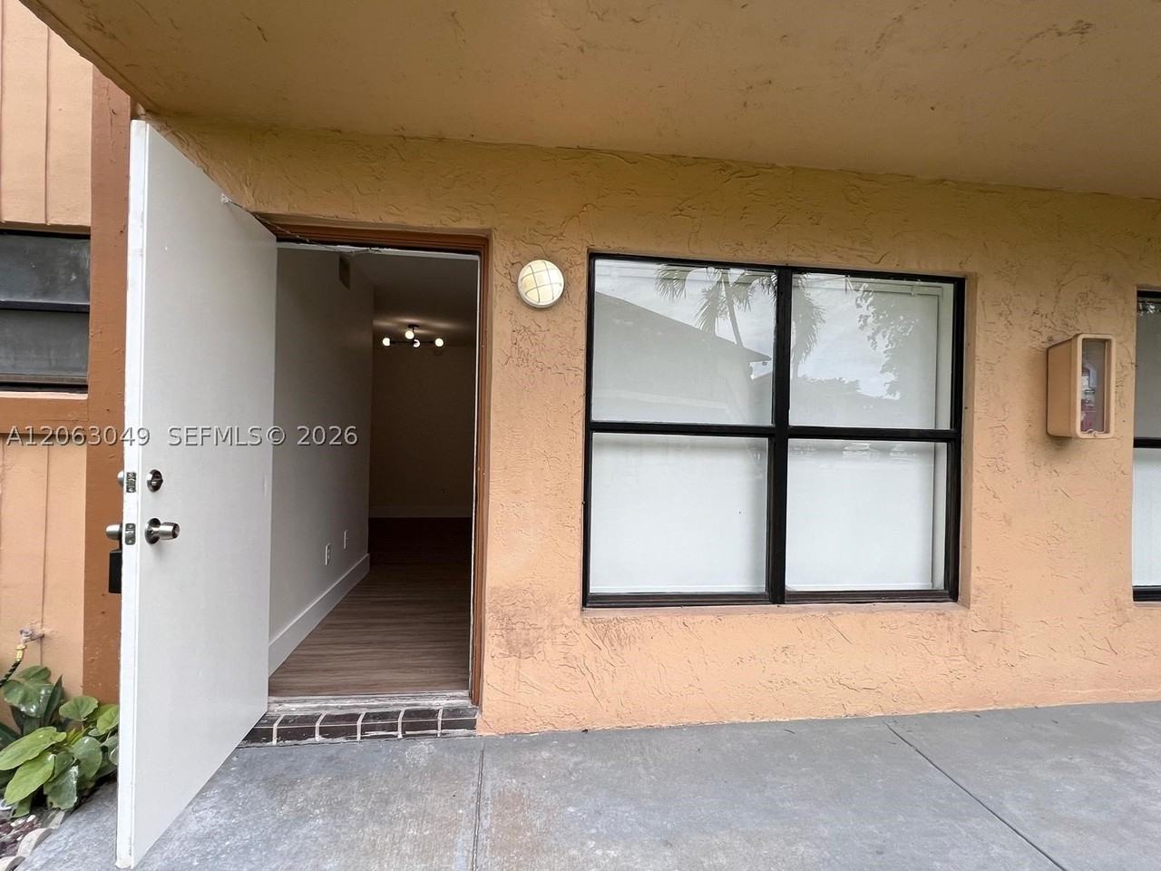 2685 W 66th St #12-20 - Photo 5 of 32