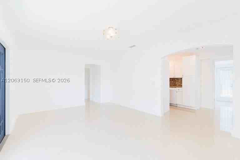 4064 Nw 4th Ter - Photo 5 of 8