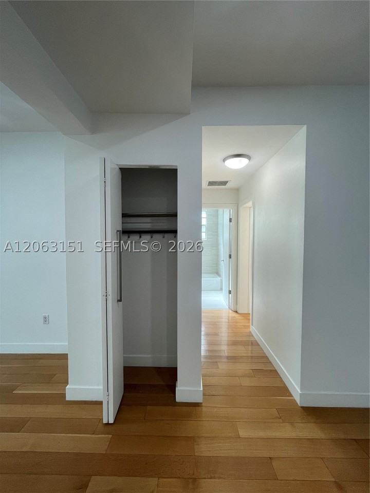 2021 Meridian Ave #12 - Photo 5 of 45