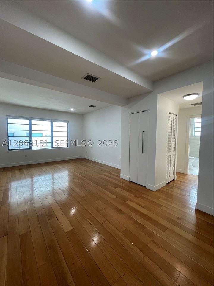 2021 Meridian Ave #12 - Photo 6 of 45