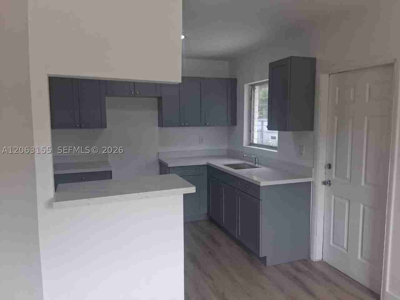 250 Nw 191st St #250 - Photo 5 of 13