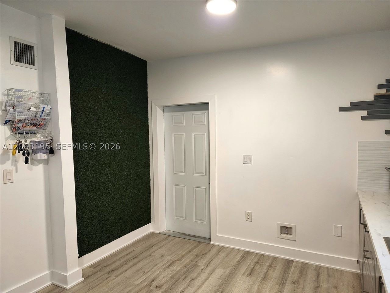 3760 Nw 197th St #1 - Photo 5 of 17