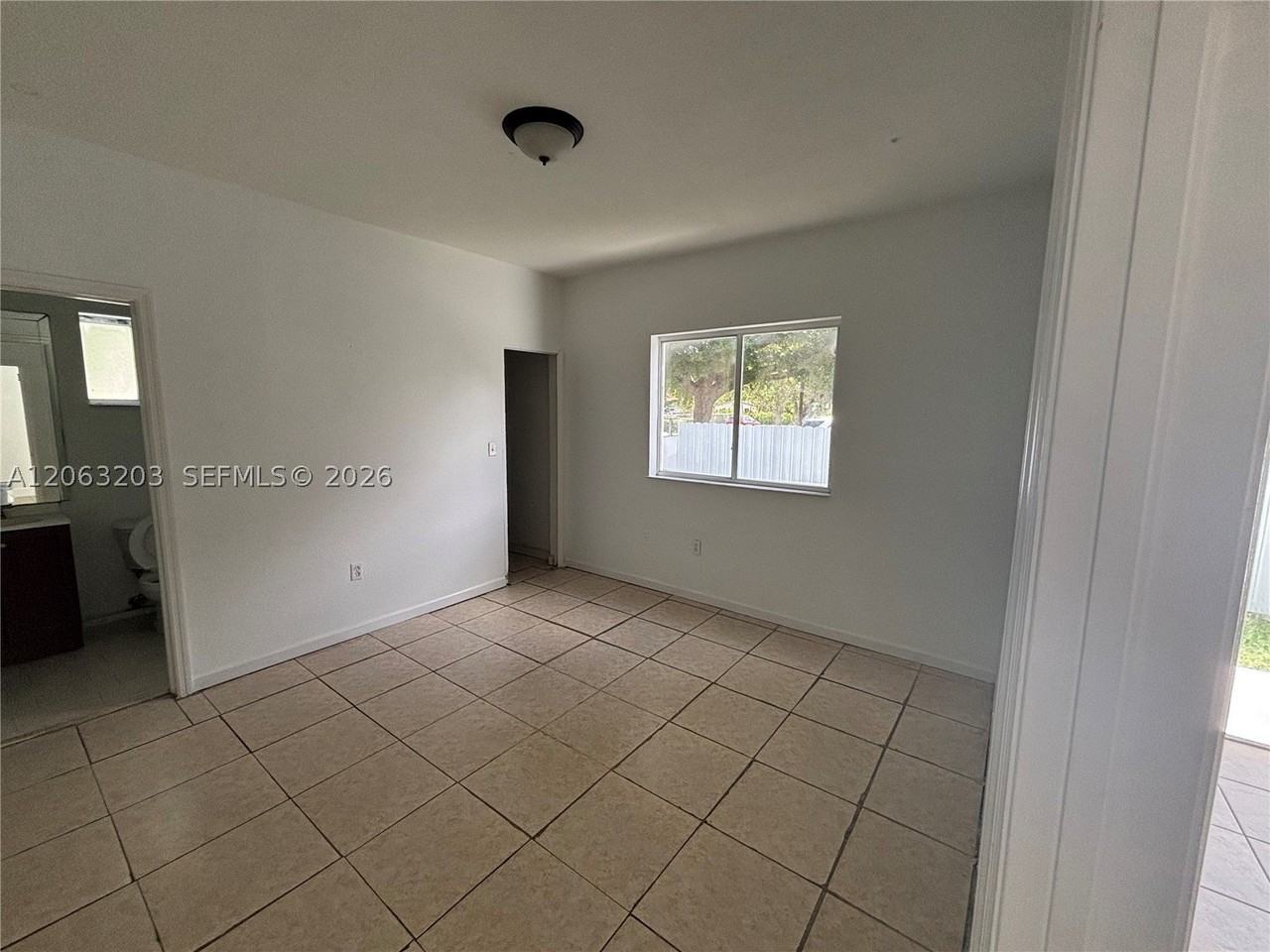 26514 Sw 138th Ave #26514 - Photo 5 of 7