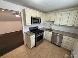 featured image of 104 S Hyde Ave #2